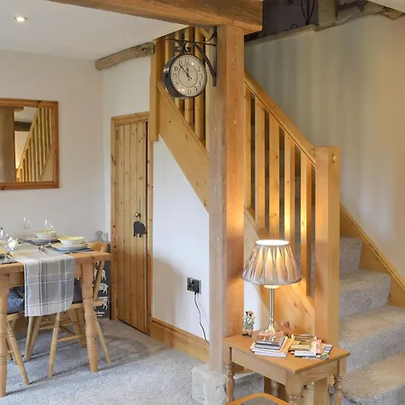 Little Grans Dom wakacyjny Cowling